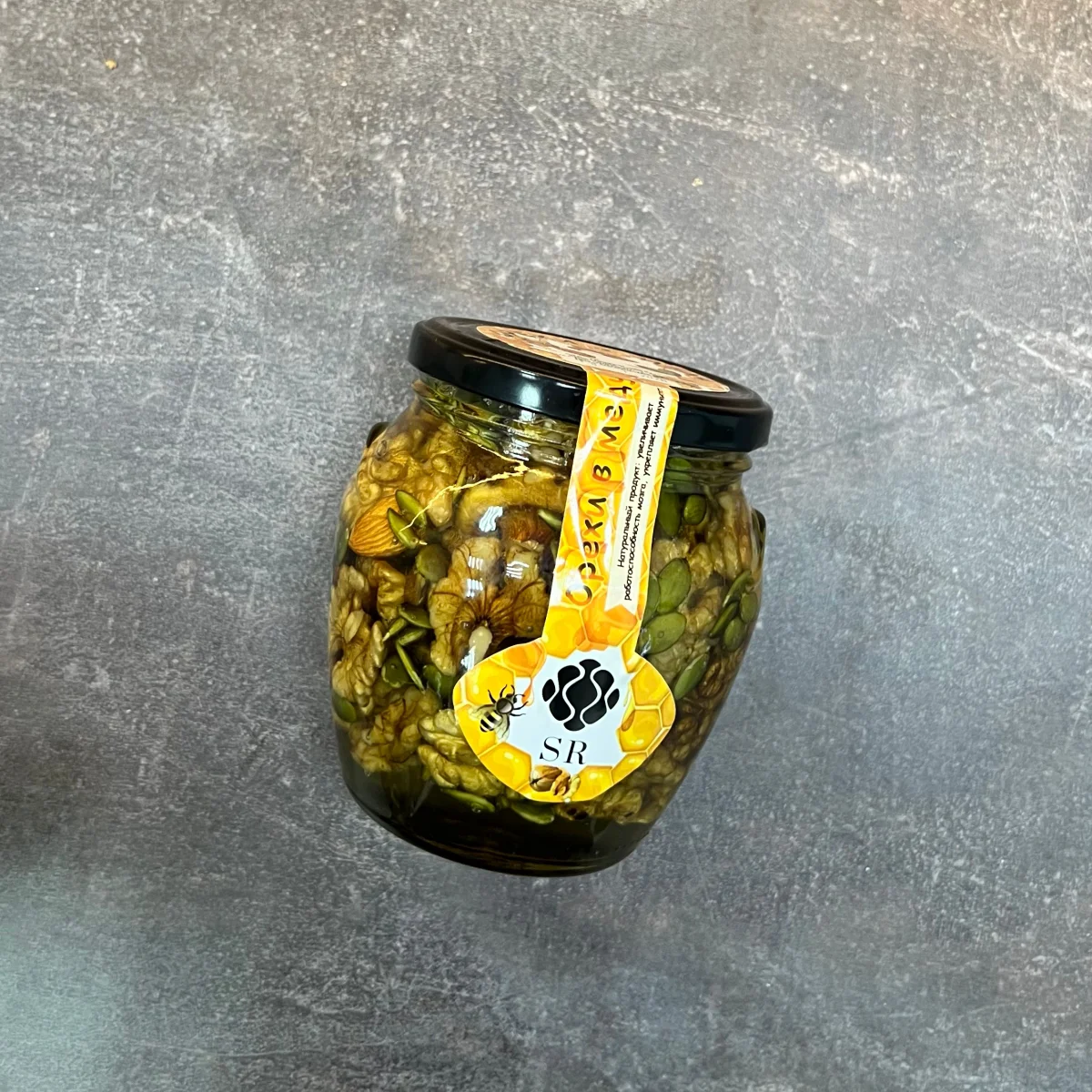 Орехи в меду