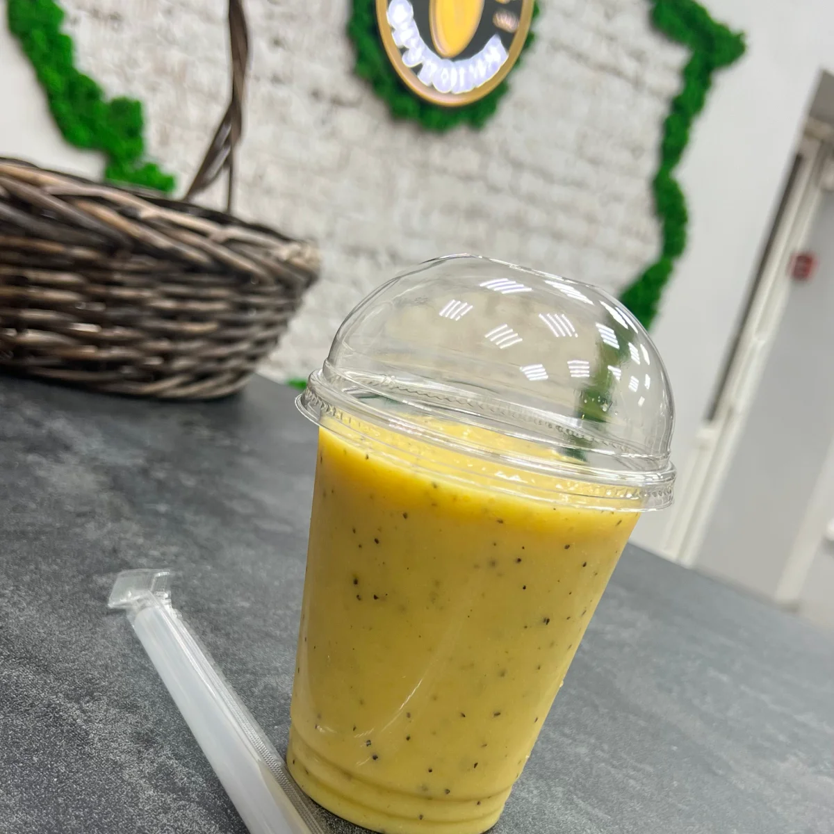 Смузи "Клубника-Ананас"